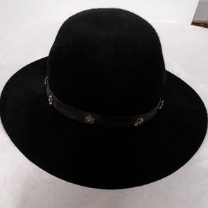 Rusty Surf Black Wool Hat Ornate Studded Band Detail Size S/M